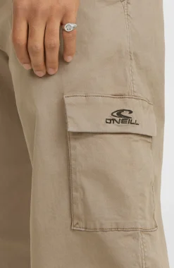 HommesPantalon cargo Essentials| Brun
